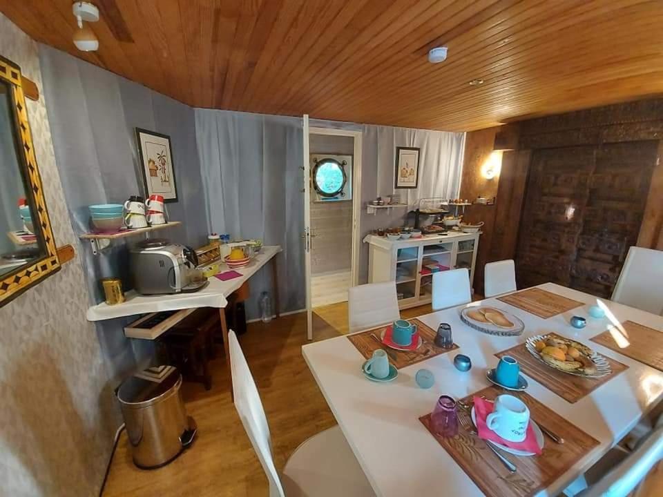 Peniche Ino Lefkothea II Chambre D'Hotes Dole Ngoại thất bức ảnh
